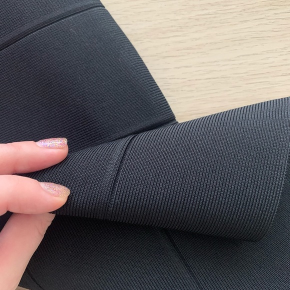 BCMGMaxAzria Alexa Bandage Mini Skirt (XS) - Picture 4 of 5